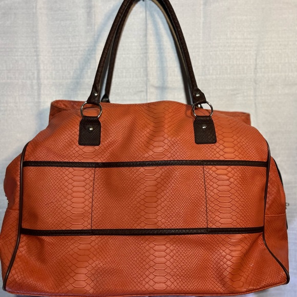 Guess large duffle tote bag orange tan cream - Picture 3 of 10